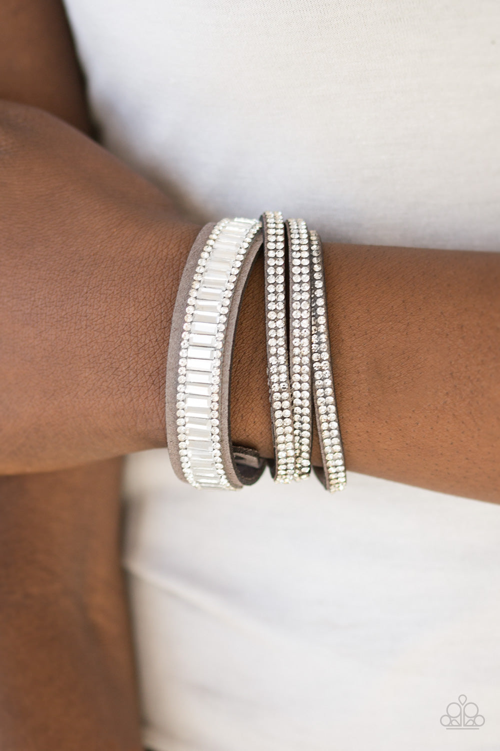 Just In SHOWTIME - Silver