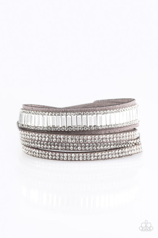 Just In SHOWTIME - Silver